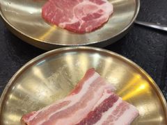 -臻牛烤肉