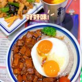 它家的甜度可以选择正常甜，半糖，或者无糖
