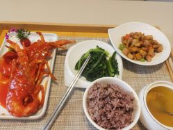 -瑞婴丽月子中心(虹桥店)