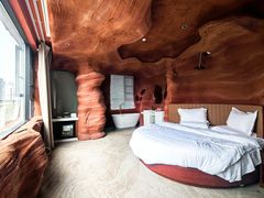 -幸栖洞穴设计酒店(成都春熙路店)