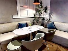 -潮一不贰·法式甜品·生日蛋糕·西式简餐(外滩店)