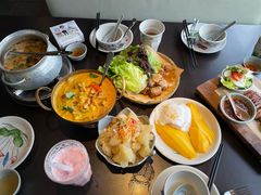 -大头虾越式风味餐厅(光明广场店)