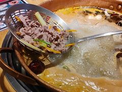 -洱火云南酸菜牛肉火锅(石景山当代商城店)