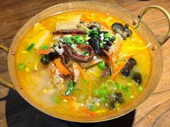 -穿越时尚餐厅(英武中路店)