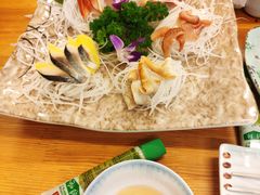 -青瓦餐厅·生鱼片·韩园烤肉(西塔店)