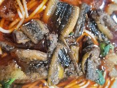 -铭记嘎洒生态鳝鱼(迎春街店)