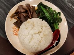 卤鸡肾饭-紫金食坊(江南西路店)