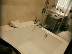 -扬州皇冠假日酒店
