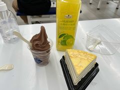 榴莲蛋糕-山姆餐吧(山姆会员商店店)