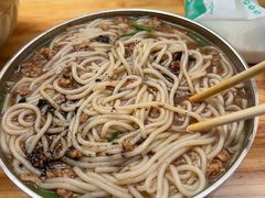 -正宗杨记普洱酸醋米线(总店)