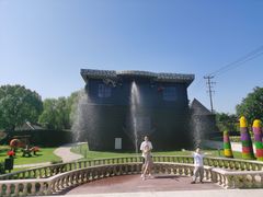 -金山农民画村-枫泾波兰倒置屋