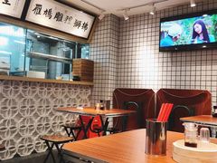大堂-撚手食堂·传统粤菜(珠江新城店)