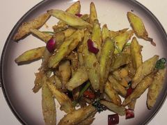 -八府香鸭·啫啫煲(华山路店)