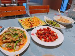 -肥肥虾庄·金牌油焖大虾(杨园滨江时代walk店)