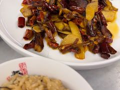 -蔼若春.传承三十年云南菜(金碧公园店)