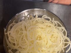 -鹿鸣山草本茶香火锅(园西路店)