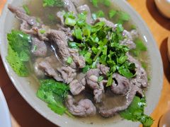 -大众跷脚牛肉馆·非遗传承单位(峨眉山店)