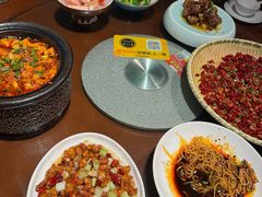 -万重锦·人文川菜馆(骡马市店)