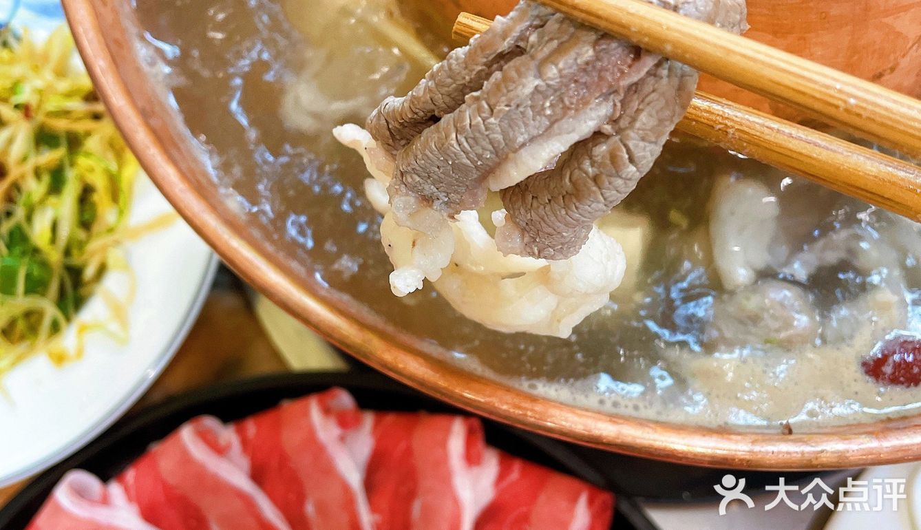 吃着火锅唱着歌？铜锅涮肉的天花板要冲向大气层了！