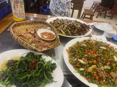 -江湖黑大兔(杨家坪店)