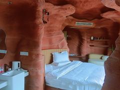 -幸栖洞穴设计酒店(成都春熙路店)