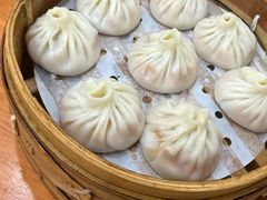 -莱莱小笼·乔艾