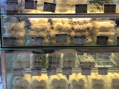 -白玉兰食品甜凤店(合生汇店)