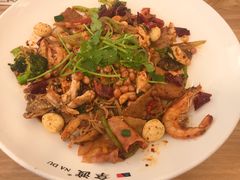 麻辣香锅-拿渡·水煮鱼麻辣香锅(王府井奥莱·香江小镇店)