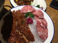 -白乐天毛肚火锅馆(解放碑店)