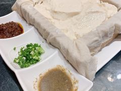 -95号酱骨·一块豆腐(展春园西路店)