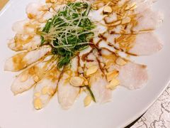 薄切鲜鱼片-穹六人间 people 6(岳阳路店)