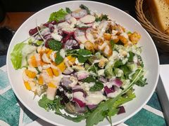 老教堂色拉-JINNS锦时 steak&pizza(浸信会礼拜堂旧址店)