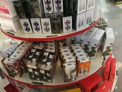 -日上免税店(三径路t3店)