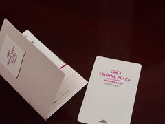 -深圳富苑皇冠假日套房酒店