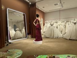 -派丽莫Pellimo原创设计婚纱品牌