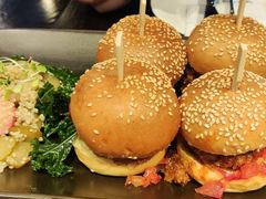 美式烧烤牛肉汉堡-bluefrog蓝蛙(水游城店)