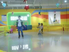 -阿布溜溜·轮滑(21世纪太阳城店)