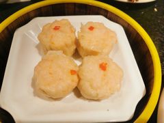 鲜虾流心烧麦-蝴蝶里·粤菜·点心(滨江龙湖店)