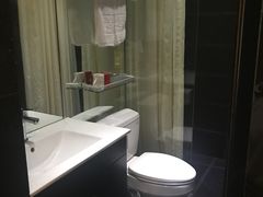 -爱舍美景酒店(燕儿岛路地铁站店)