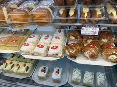 -白玉兰食品(中山公园龙之梦店)