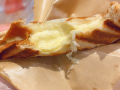 榴莲爆浆吐司-司乎·日式鲜吐司(EFC欧美广场店)