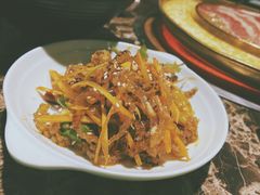 -猪啊牛呀羊啊铜盘烤肉(正大广场店)