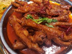 -江城老胖串店·海鲜·小龙虾(世光路店)