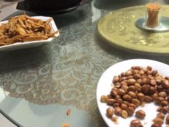 -山里人家土菜馆(茅山店)