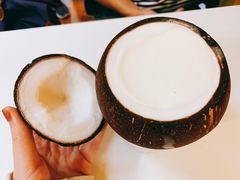 -志龙皇冠吃货椰子铺