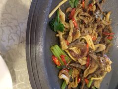 新疆大巴扎美食-巴扎美食·新疆菜·西域歌舞表演餐厅(新疆大厦店)