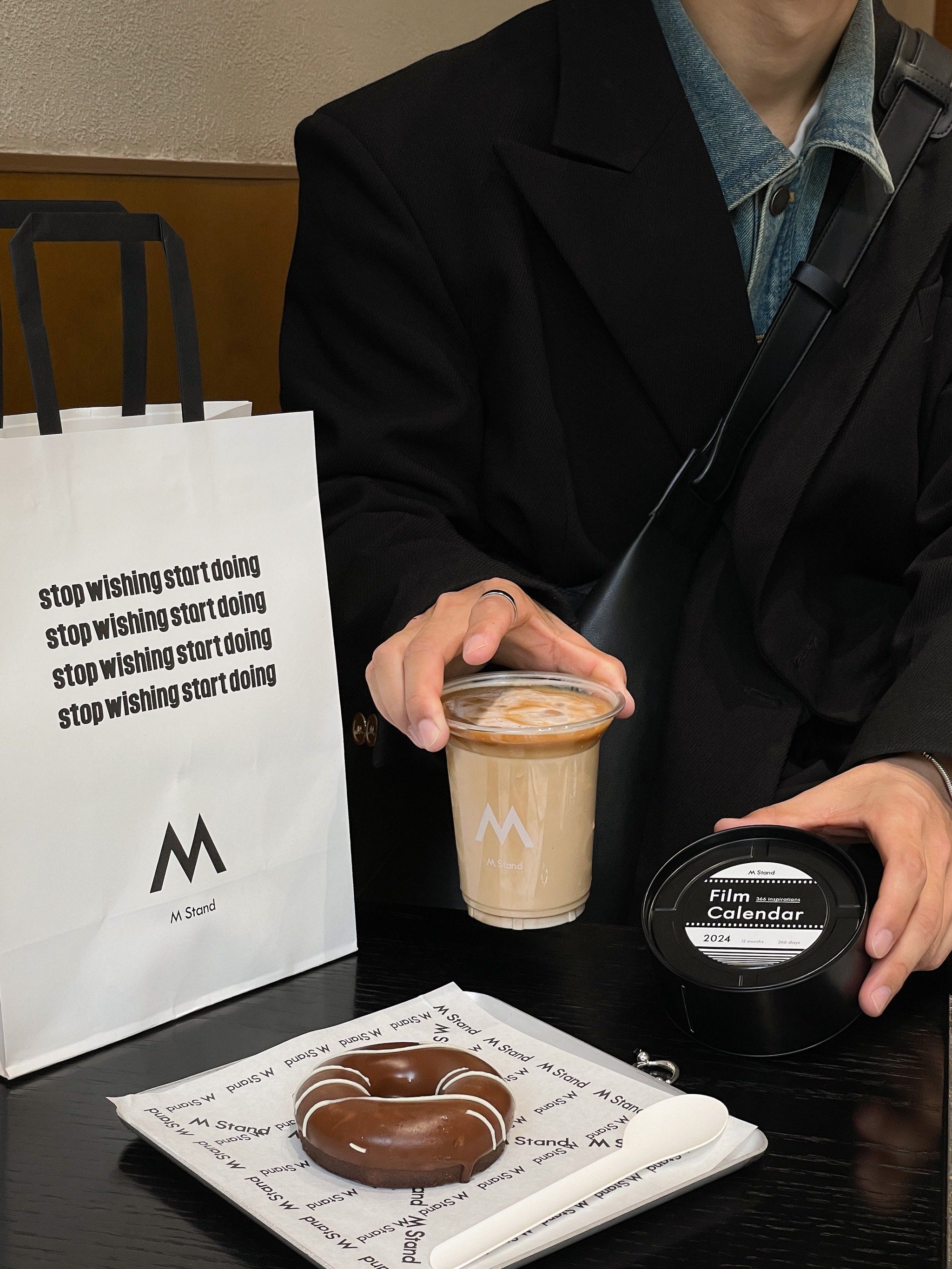 m stand秋季新品?️买就送胶卷日历好戳我