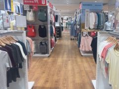 -优衣库(太原龙湖万达广场店)