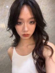 -爱的化妆工作室(雅地天际店)