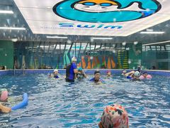 -Swim斯卫姆国际儿童游泳中心(红博中央公园店)